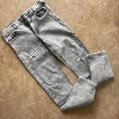 ZARAキッズ　グレー ダメージ加工 スキニージーンズ　140