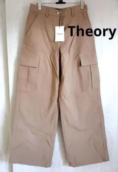 《Theory》セオリー　カーゴパンツ　新品　未使用　カジュアルパンツのサムネイル