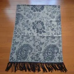 ストール　マフラー　ひざ掛け　ペイズリー柄　リバーシブル