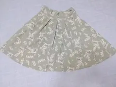 キュロット　スカパン　マジェスティックレゴン　緑　グリーン　黄緑　花柄　春