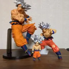 ドラゴンボール 孫悟空 身勝手の極意 フィギュア 3体セットのサムネイル