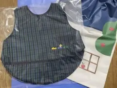 《新品》familiar お食事エプロン グリーンチェック コットン製