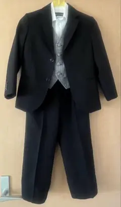 黒フォーマルスーツ 4点セット