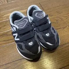 New Balance 990v6 キッズ スニーカーのサムネイル