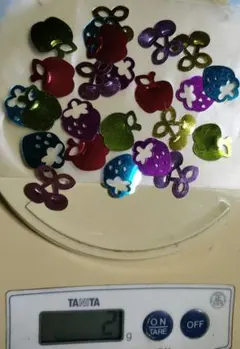 ハンドメイド　資材　スパンコール　いちご　りんご　さくらんぼ　フルーツ