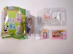 シルバニアファミリー　ラテネコ・しまネコ・シルクネコ　赤ちゃんセット