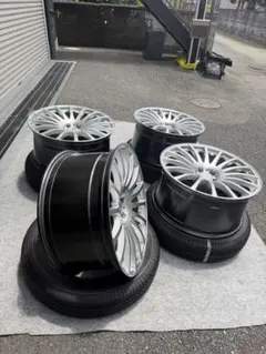 メルセデスAMG A45にて使用していたカールソン1/10 18インチ4本 - メルカリ
