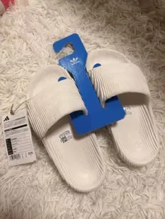 【未使用】adidas Originals アディレッタ 22W 22.5cmのサムネイル