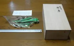 小林貢 宙吹硝子 『器 一葉』 ガラス工芸作家 オブジェ 飾鉢 小林貢 宙吹硝子 『器 一葉』 ガラス工芸作家 オブジェ 飾鉢 - メルカリ