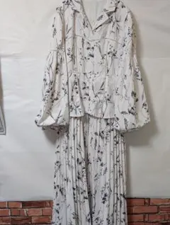 SNIDEL スナイデル　ベストディテール　プリント　ロングワンピース　1