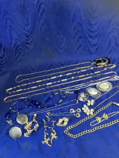 ビンテージ風ゴールドネックレスセット　メッキアクセサリー　まとめ　昭和レトロ