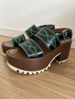 厚底　ストラップサンダル　マルニのサムネイル