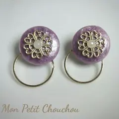 アンティークボタン風ピアス