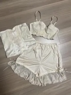 Four sis & co. ブライダルインナーセット　アイボリー　C70 M