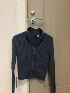 H&M リブ編みグレー長袖セーター