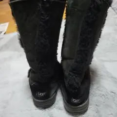 個性的　UGG　 ブラック 　ロングムートンブーツ