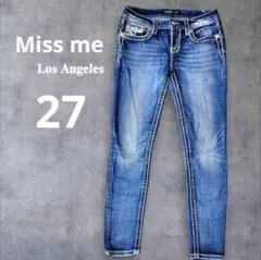 Item thumbnail for item 7035cdf5-0228-4bbe-a44f-139b8392cef7