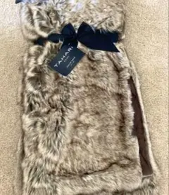 新品 アメリカ購入 ファー ラグ TAHARIhome/conran actus