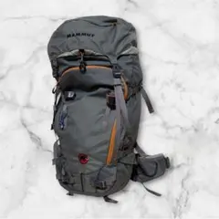 MAMMUT TRION 50 バックパック リュック　アイゼンケース付き MAMMUT TRION 50 バックパック リュック アイゼンケース付き - メルカリ