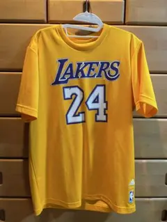adidas Kobe Bryant Lakers 24番 Tシャツ