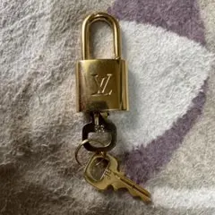 ヴィトン　南京錠と鍵（313）