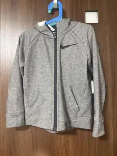 Nike ナイキ　キッズ　フード付きパーカー グレー　110