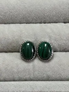 マラカイト　楕円　ピアス