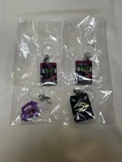 仮面ライダー めじるしアクセサリー 4個セット売り