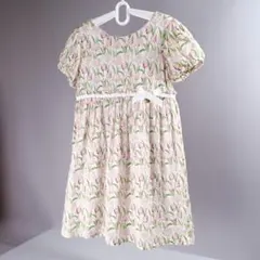 【極美品】BeBe チューリップ柄 ワンピース 120 夏の帰省やお出かけに◎