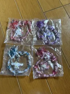 サンリオ キラキラビーズチャーム マイメロ キティ シナモン クロミ 4種