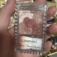 CANMAKE グロウフルールチークス 10