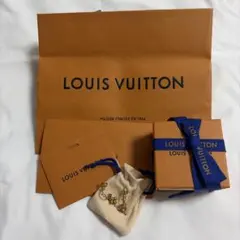LOUIS VUITTON ブックルドレイユ　ブルーミング　ピアス　モノグラムのサムネイル