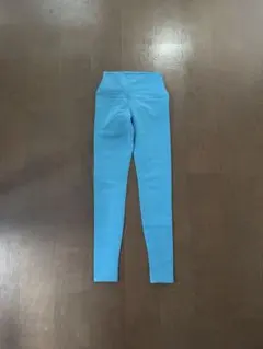 alo yoga レギンス XXS ブルー - メルカリ
