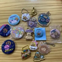 BT21 SHOOKYキーホルダー 缶バッジ セット