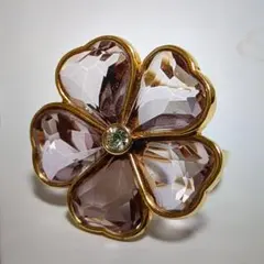 Item thumbnail for item bb7e3cce-2dbe-4adb-ba72-f797893af76d