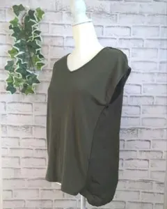 【セシルマクビー】レディース　半袖カットソー　M　カーキ