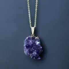 天然石　紫水晶　ペンダント　ネックレス