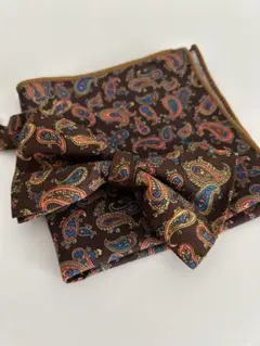 蝶ネクタイ＆ポケットチーフ セット ペイズリー柄 ブラウン系 結婚式 披露宴