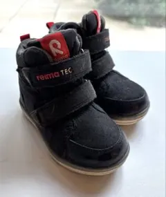 Item thumbnail for item 99dc1e51-acd6-496f-b88b-930d76d695d0