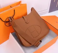 エルメス ショルダーバッグ ブラウン ホワイト