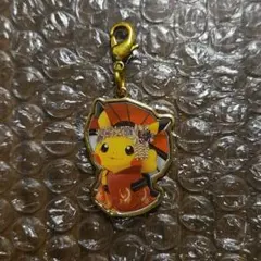 ポケモン　ポケパーク ピカチュウ ピカチュウ の森　キーホルダー 限定品】ポケパーク2005 ピカチュウの森 メタルキーホルダー - メルカリ