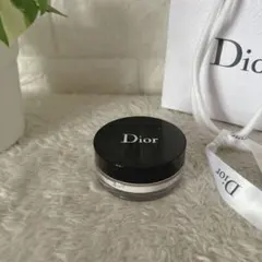 ディオール　スキン フォーエヴァー コントロール ルース パウダー 001