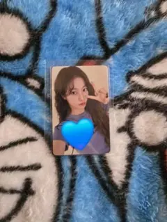 LE SSERAFIM　ルセラフィム　直筆サイン　トレカ　カズハ