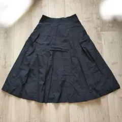 ブラック プリーツスカート ミモレ丈のサムネイル