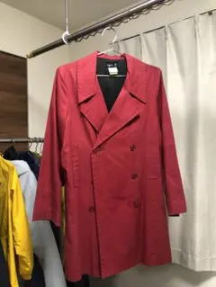 アニエスベー　赤トレンチコート