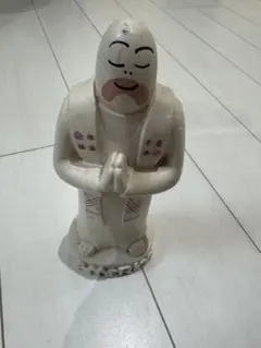 mark gonzales priest マークゴンザレス