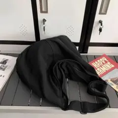 黒 ショルダーバッグ 通学 古着 メッセンジャーバッグ ブラック 通勤 大容量