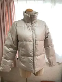 ダウンジャケット　adidas