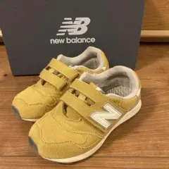New Balance ベルクロ スニーカー　18.5 イエロー　黄色　キッズ