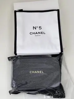 CHANEL 2023クリスマスコフレ　 エッセンシャルセットポーチのみ